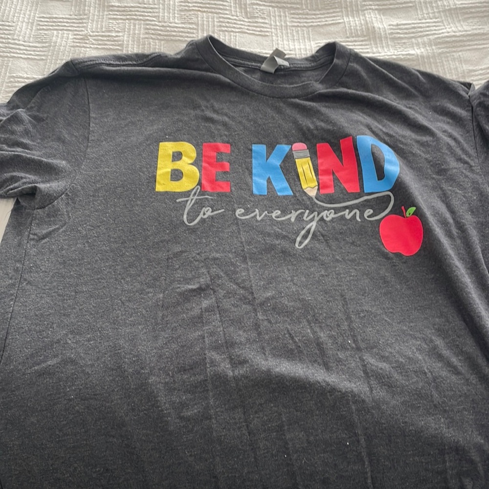 Be Kimd teacher t shirt